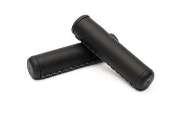 Hand-Stitched Grips Black - Newport Cruisers